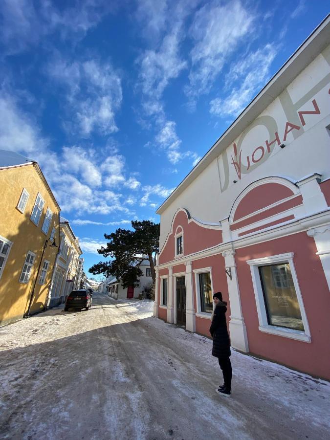 Johan Suites & Spa Kuressaare Buitenkant foto