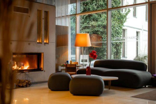 Johan Suites & Spa Kuressaare Buitenkant foto